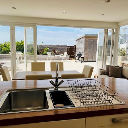 Pass The Keys Fabulous Beach Front Holiday Location Lydd Dış mekan fotoğraf