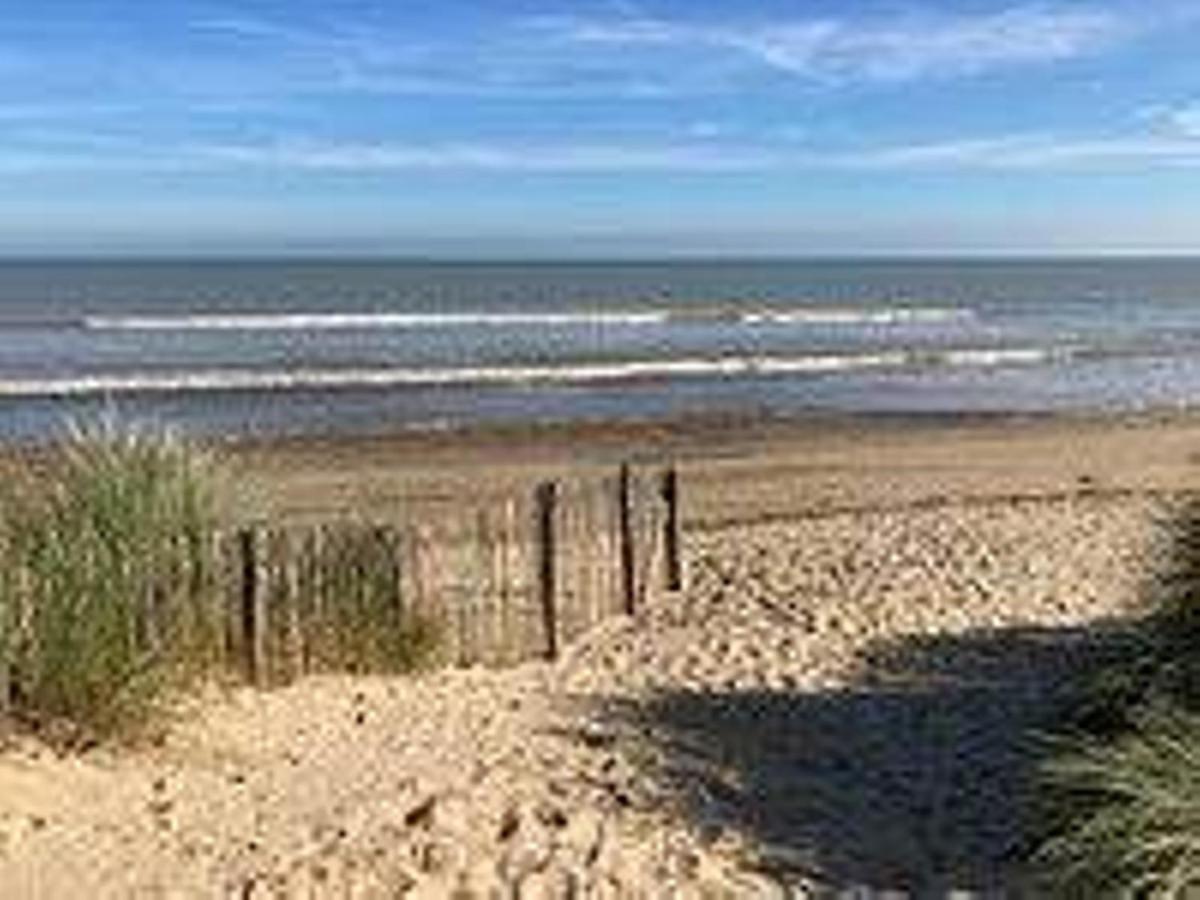 Pass The Keys Fabulous Beach Front Holiday Location Lydd Dış mekan fotoğraf